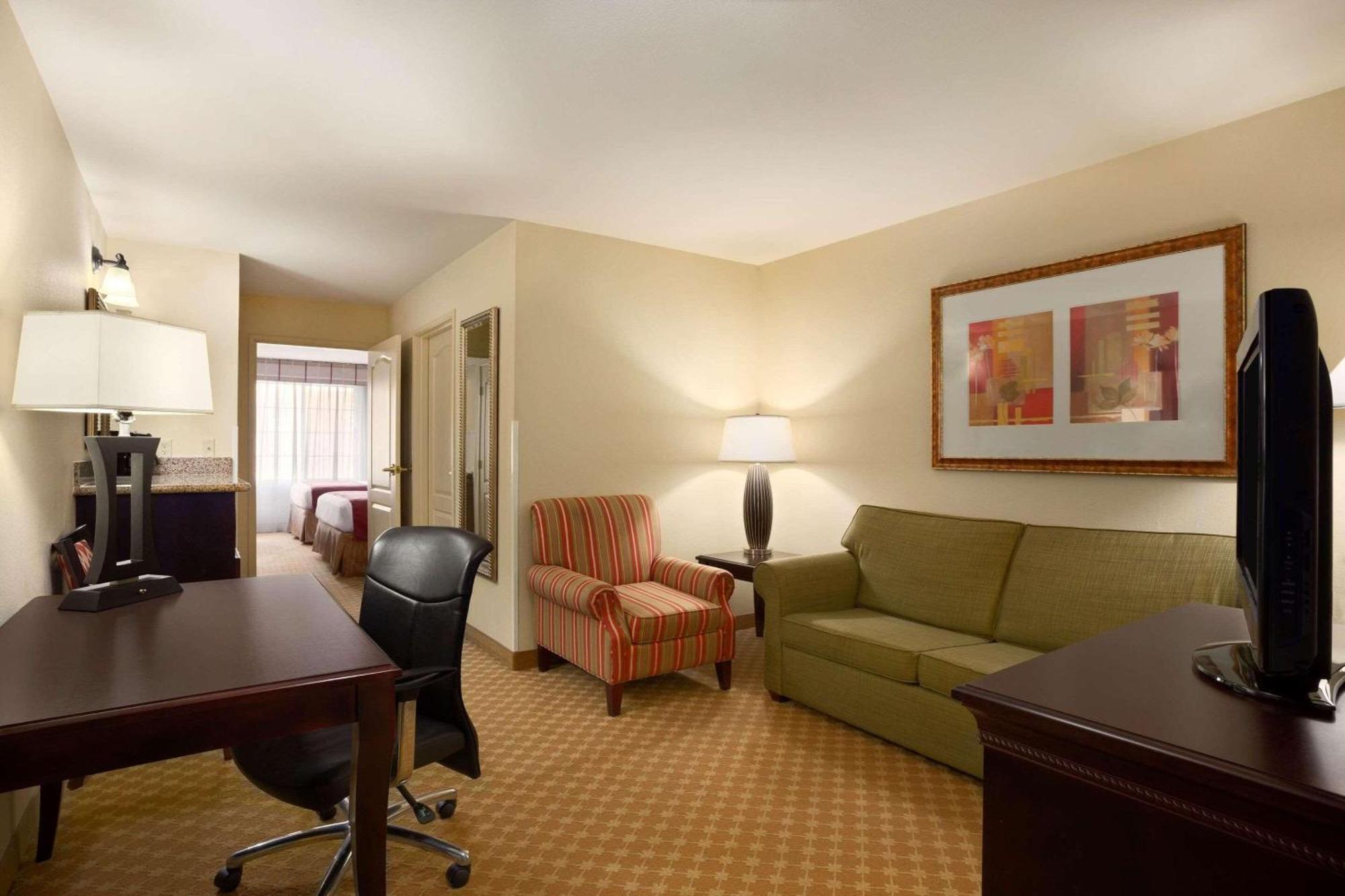 Country Inn & Suites By Radisson, Washington At Meadowlands, Pa Εξωτερικό φωτογραφία